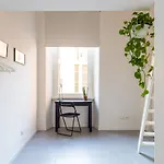 Assisi Style Flat Trastevere *
